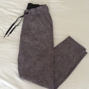 Lululemon On The Fly Pant